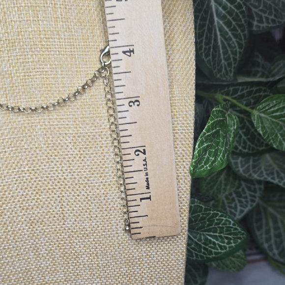 1 Multicolored Circle w/ Blk Beads & 1 Black Beaded W/ Gold Tone Necklaces - Picture 7 of 11